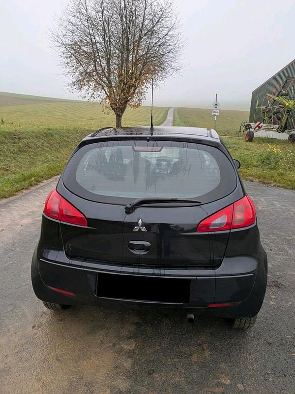 Gebraucht Mitsubishi Colt 95 PS (69 kW) 2008 Schwarz Kleinwagen