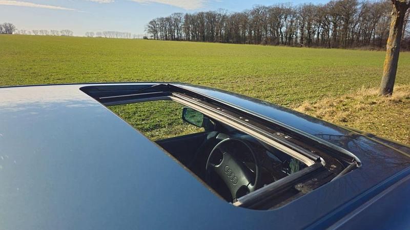 Second-hand Audi 80 90 CP (66 kW) 1989 Verde Berlinǎ