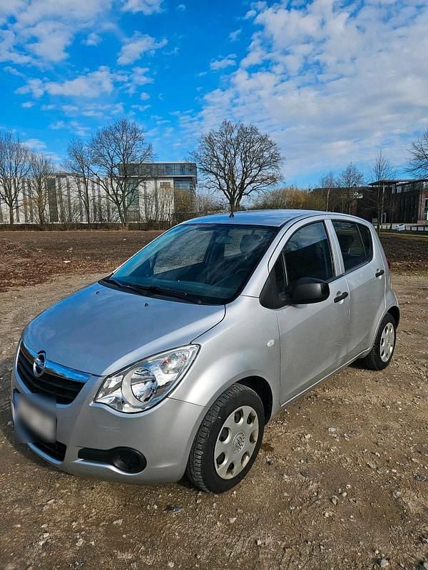 Gebraucht Opel Agila 65 PS (47 kW) 2009 Kleinwagen