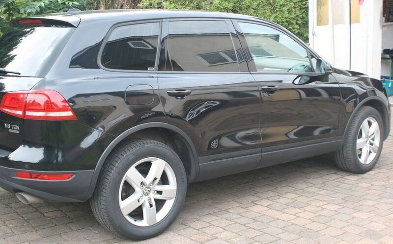Schwarz Gebraucht 2013 VW Touareg Edition SUV | 9.780 € (Superpreis) - Bild 1/4