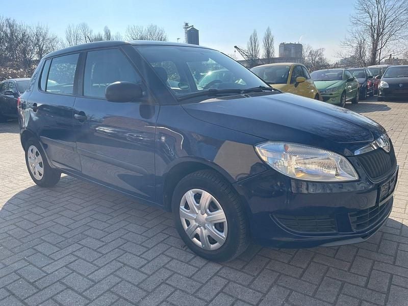 Gebraucht Skoda Fabia Special 60 PS (44 kW) 2011 Blau Kleinwagen