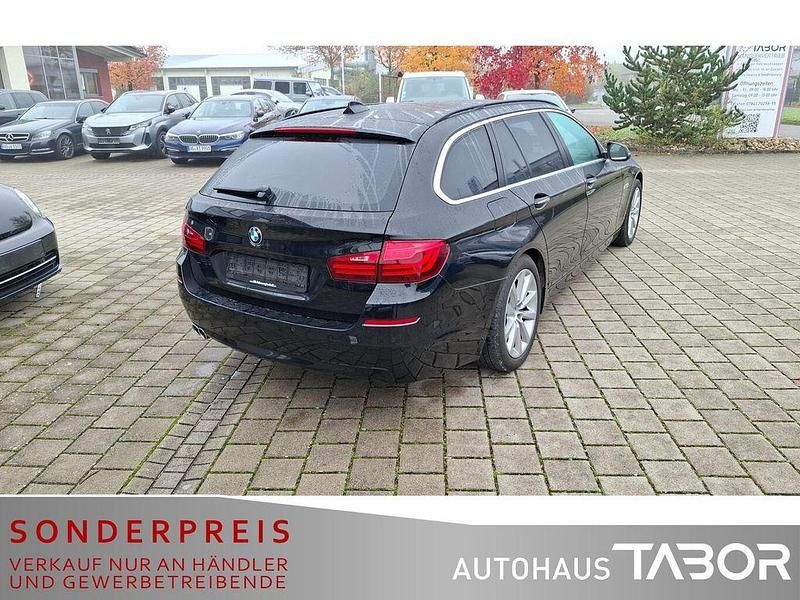 Gebraucht BMW 530 258 PS (189 kW) 2016 Black sapphire metallic Kombi