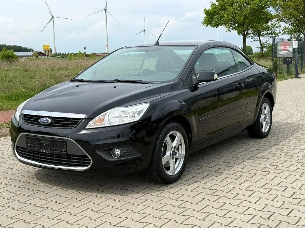 Gebraucht Ford Focus Trend 145 PS (106 kW) 2009 Schwarz Cabrio