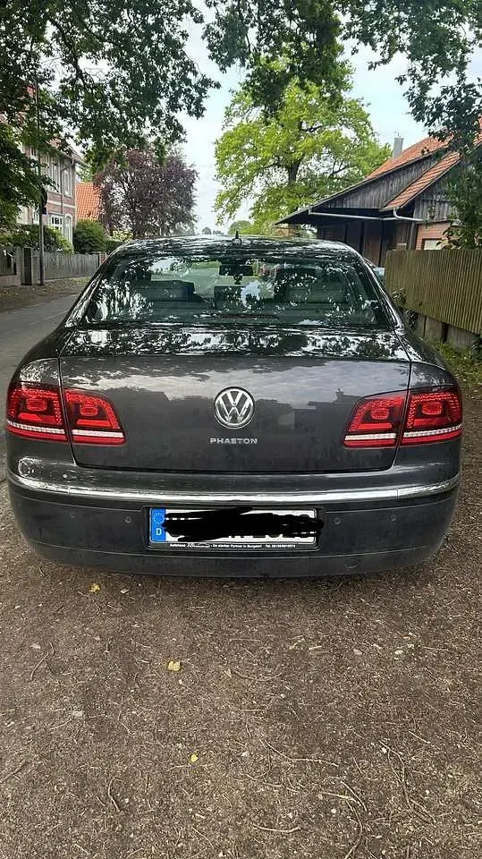 Gebraucht VW Phaeton 245 PS (180 kW) 2014 Limousine