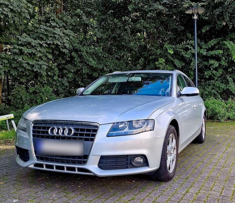 Gebraucht Audi A4 120 PS (88 kW) 2010 Grau Kombi
