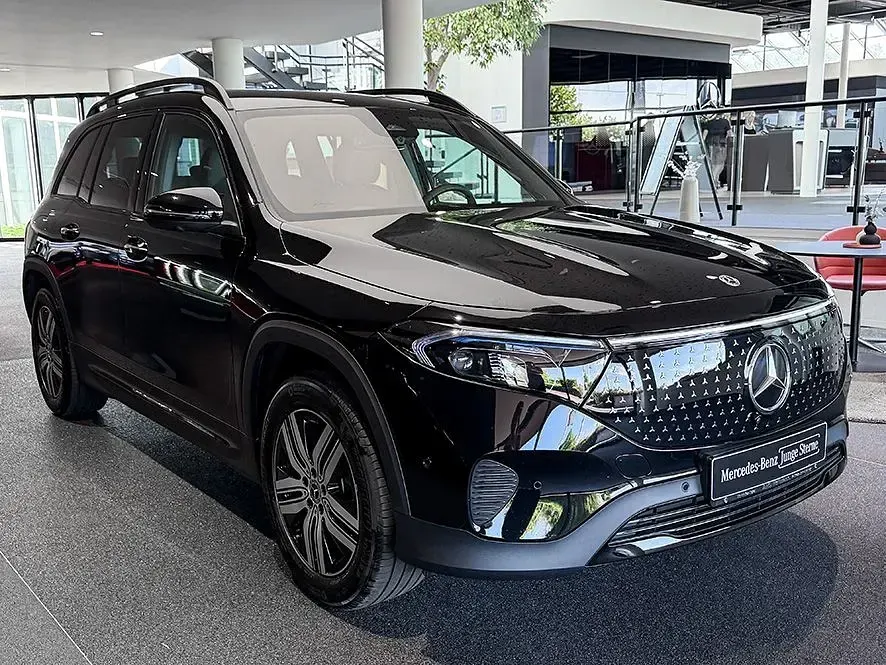 Gebraucht Mercedes EQB350 Night 214 kW (292 PS) 2025 Schwarz SUV