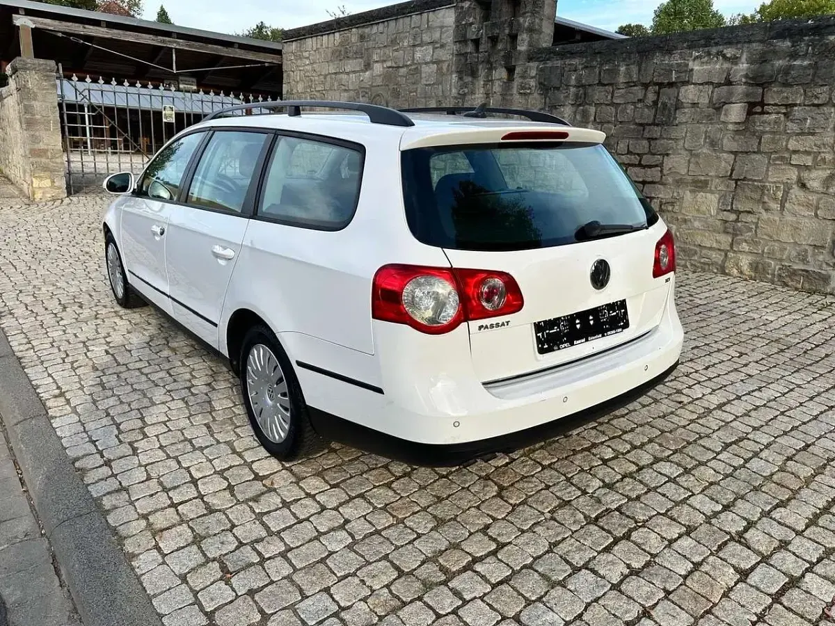 Gebraucht VW Passat Trendline 105 PS (77 kW) 2007 Weiß Kombi