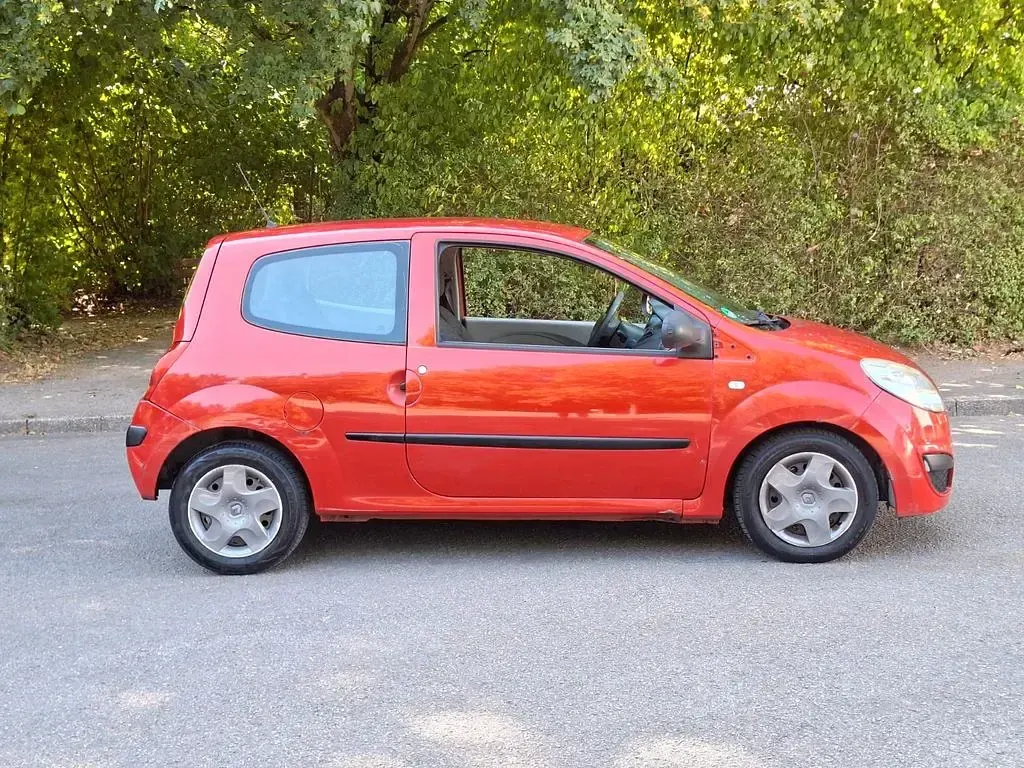 Gebraucht Renault Twingo Authentique 58 PS (42 kW) 2008 Rot Kleinwagen