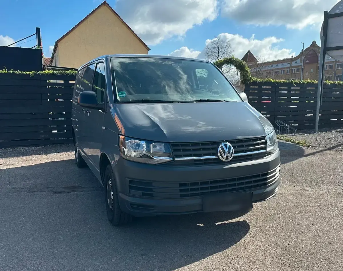 Second-hand VW Transporter 102 CP (75 kW) 2018 Gri Van