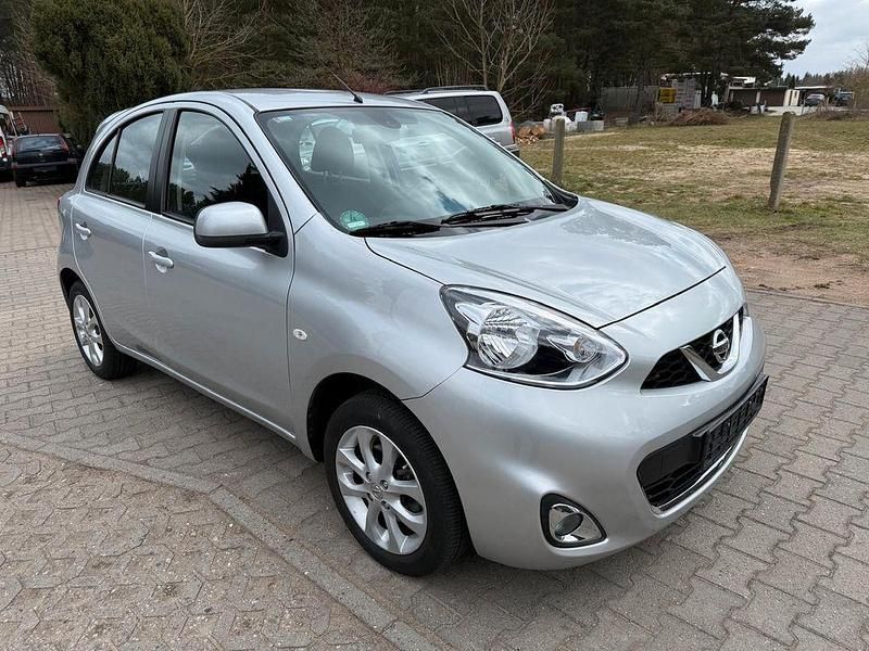 Gebraucht Nissan Micra Acenta 80 PS (58 kW) 2016 Silber Kleinwagen