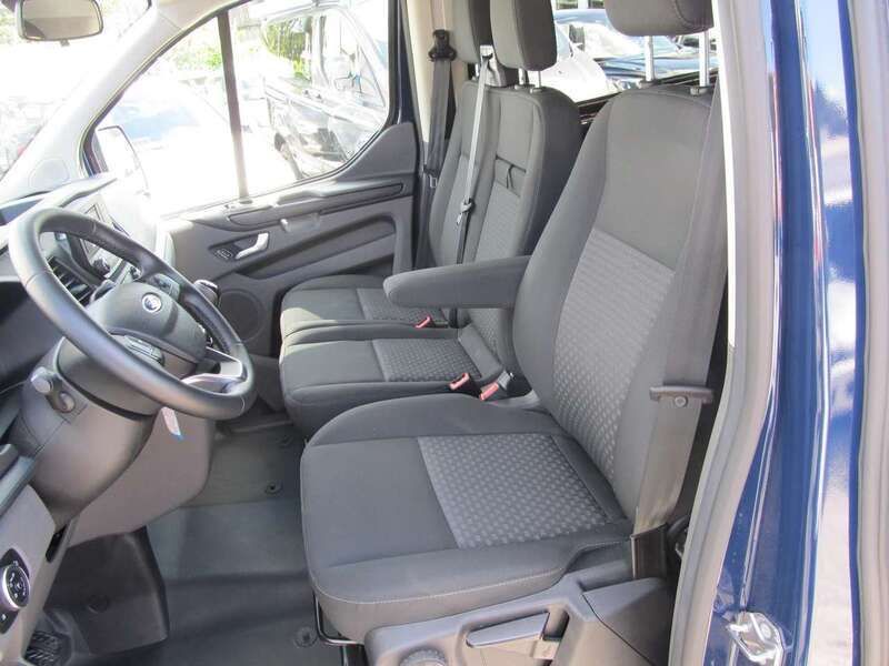 Gebraucht Ford Transit Custom Trend 150 PS (110 kW) 2023 Blazerblau Van