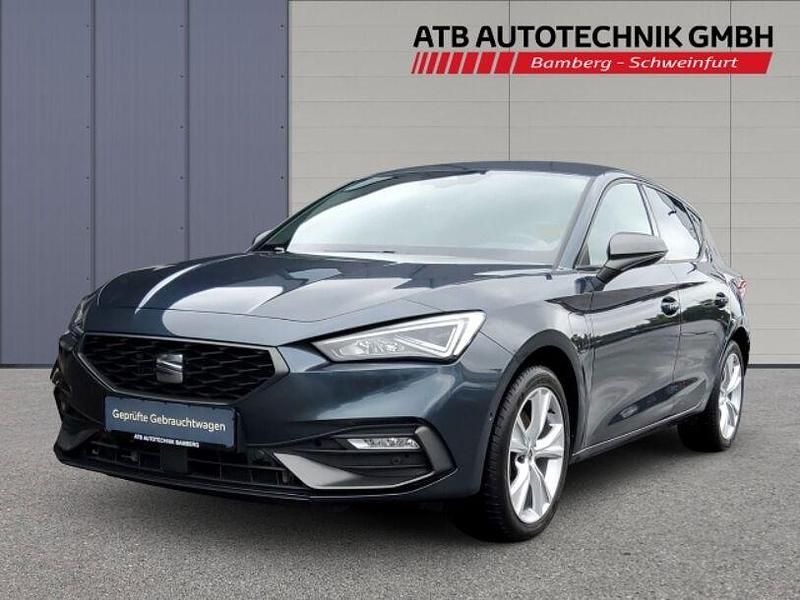 Grau Gebraucht 2021 Seat Leon FR Limousine | 20.690 € (Guter Preis) - Bild 1/4