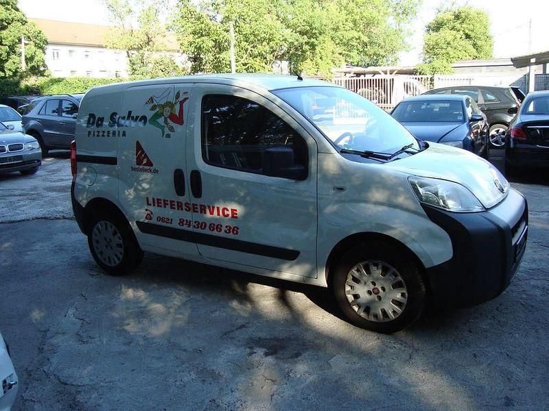 Weiß Gebraucht 2016 Fiat Fiorino Van | 1.660 € - Bild 1/4