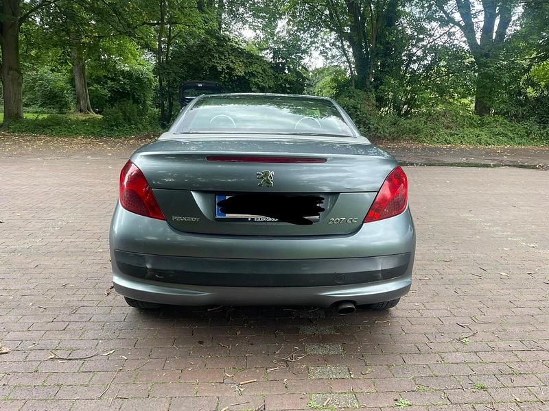 Gebraucht Peugeot 207 CC 109 PS (80 kW) 2009 Grau Cabrio