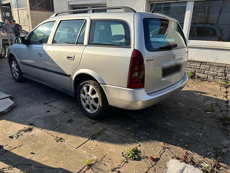 Gebraucht Opel Astra 85 PS (62 kW) 2004 Silber Kombi