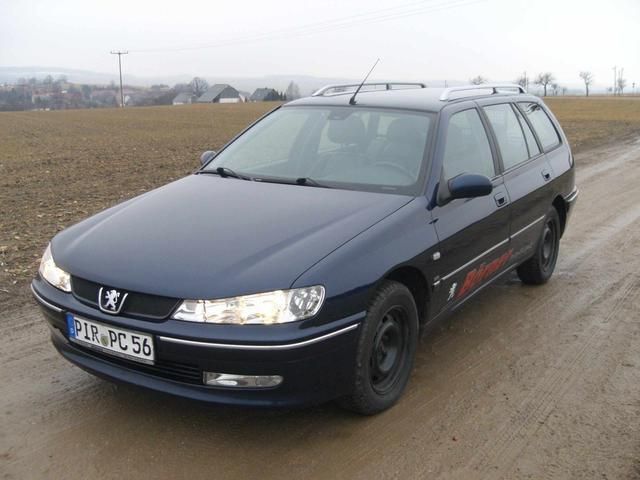 Blau metallic Gebraucht 2000 Peugeot 406 Kombi | 4.800 € - Bild 1/4