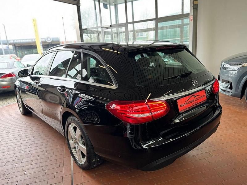 Gebraucht Mercedes C220 170 PS (125 kW) 2016 Schwarz Kombi