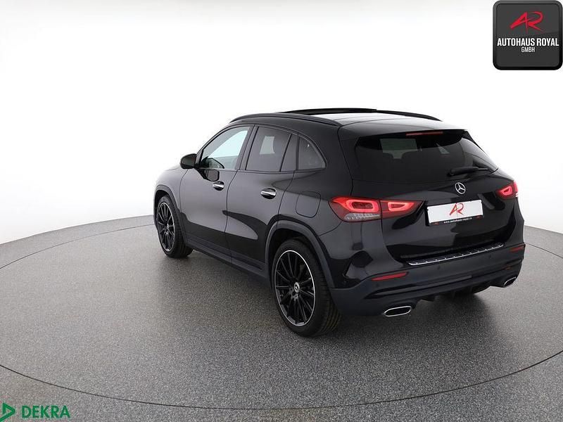 Gebraucht Mercedes GLA220 AMG 190 PS (139 kW) 2023 Kosmosschwarz SUV