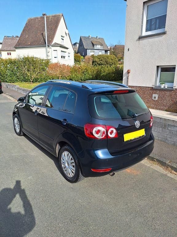 Gebraucht VW Golf Plus Cross Style 105 PS (77 kW) 2012 Schwarz Van / Kleinbus