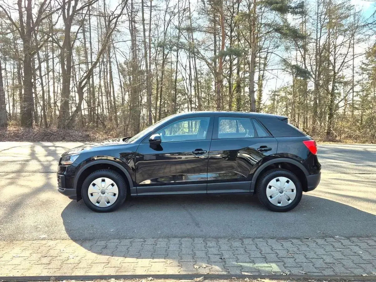 Gebraucht Audi Q2 Sport 150 PS (110 kW) 2018 Schwarz SUV