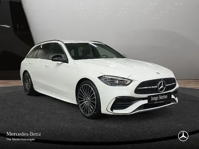 Gebraucht Mercedes C200 AMG 204 PS (150 kW) 2025 Weiß Limousine