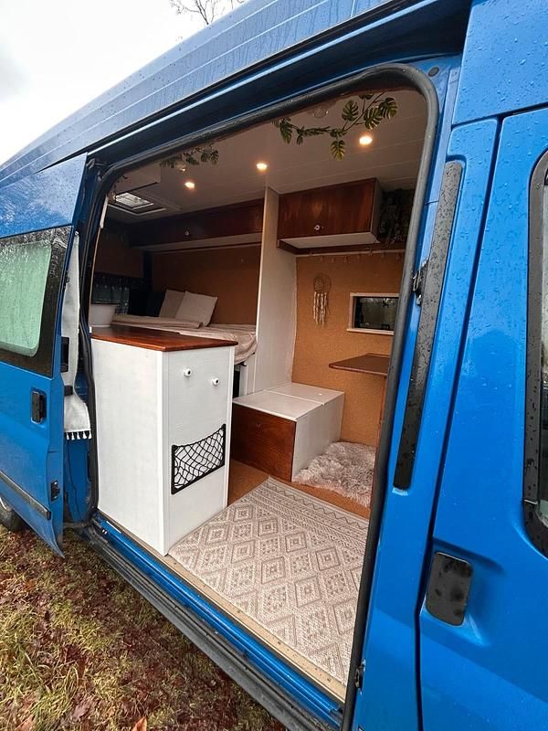 Second-hand Ford Transit 140 CP (102 kW) 2008 Albastru Monovolum