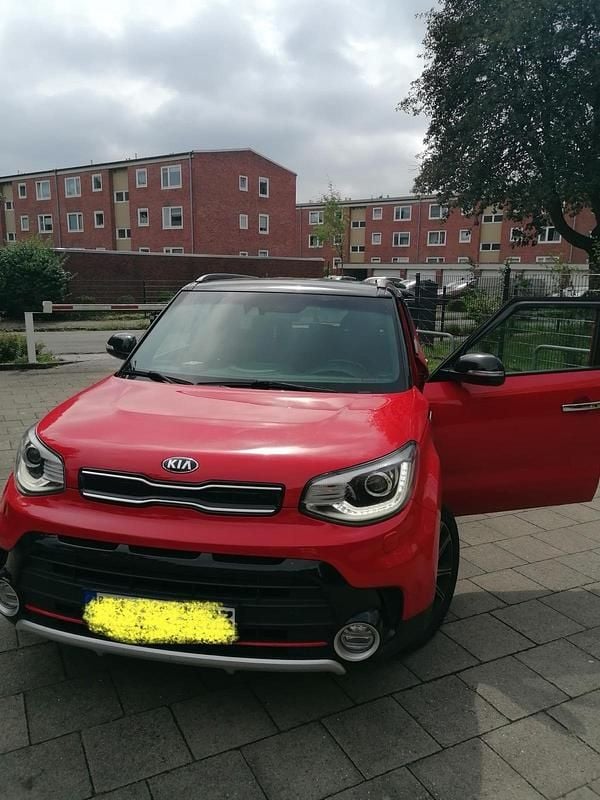 Rot Gebraucht 2018 Kia Soul DREAM-TEAM Edition SUV | 17.000 € (Fairer Preis) - Bild 1/4