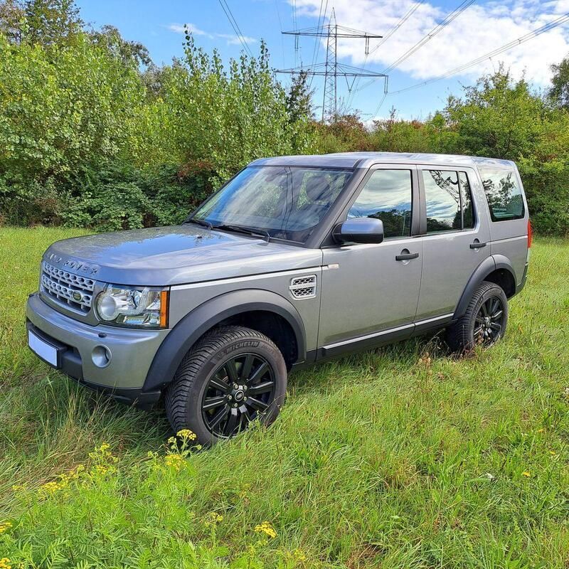 Grau Gebraucht 2012 Land Rover Discovery 4 S SUV | 16.900 € (Guter Preis) - Bild 1/4