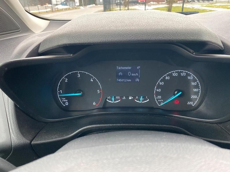 Gebraucht Ford Transit Connect 101 PS (74 kW) 2020 Weiß Van / Kleinbus