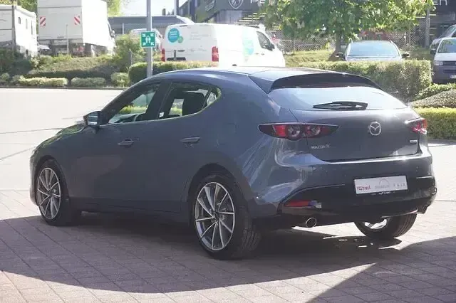 Gebraucht Mazda 3 Selection 122 PS (89 kW) 2019 Grau Limousine
