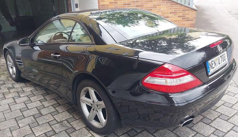Gebraucht Mercedes SL350 272 PS (200 kW) 2006 Schwarz Cabrio