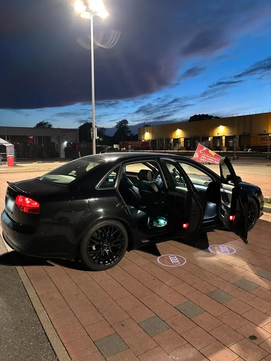 Gebraucht Audi A4 S-Line 131 PS (96 kW) 2007 Schwarz Limousine