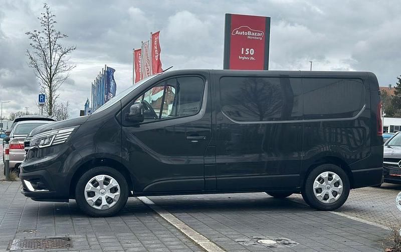 Gebraucht Renault Trafic Komfort 131 PS (96 kW) 2022 Schwarz Van / Kleinbus