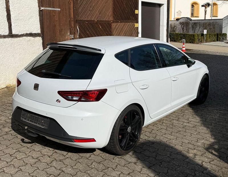 Gebraucht Seat Leon FR 150 PS (110 kW) 2016 Weiß Limousine