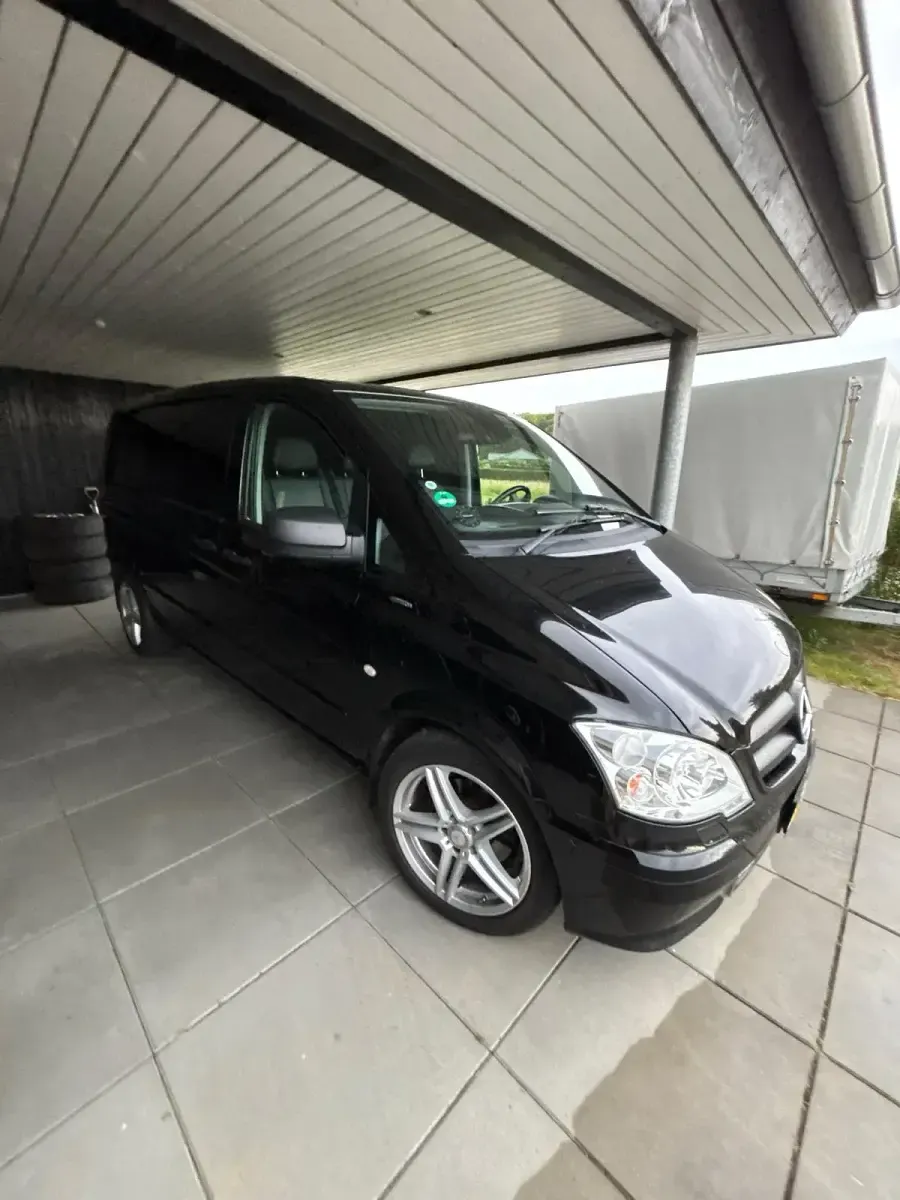 Gebraucht Mercedes Vito 224 PS (164 kW) 2014 Schwarz Van