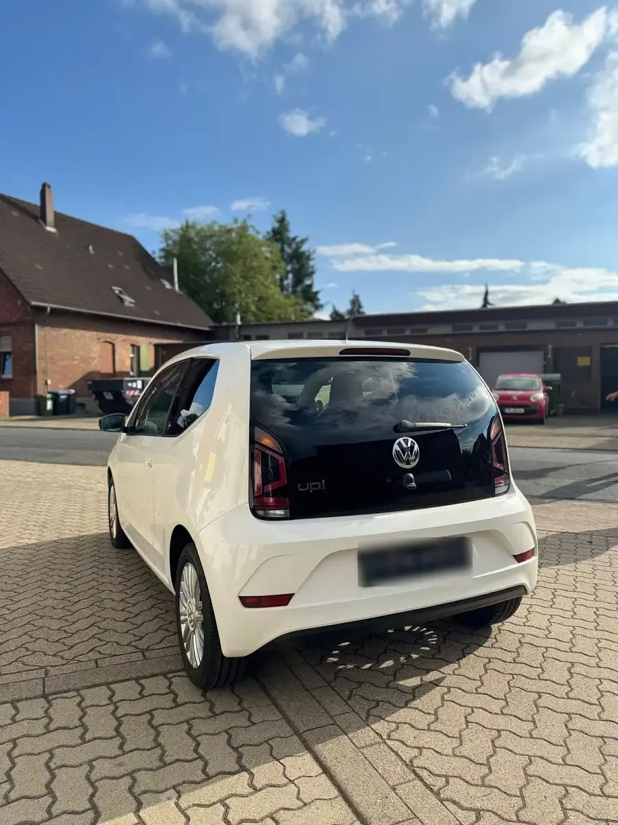 Gebraucht VW up! 60 PS (44 kW) 2017 Weiß Kleinwagen