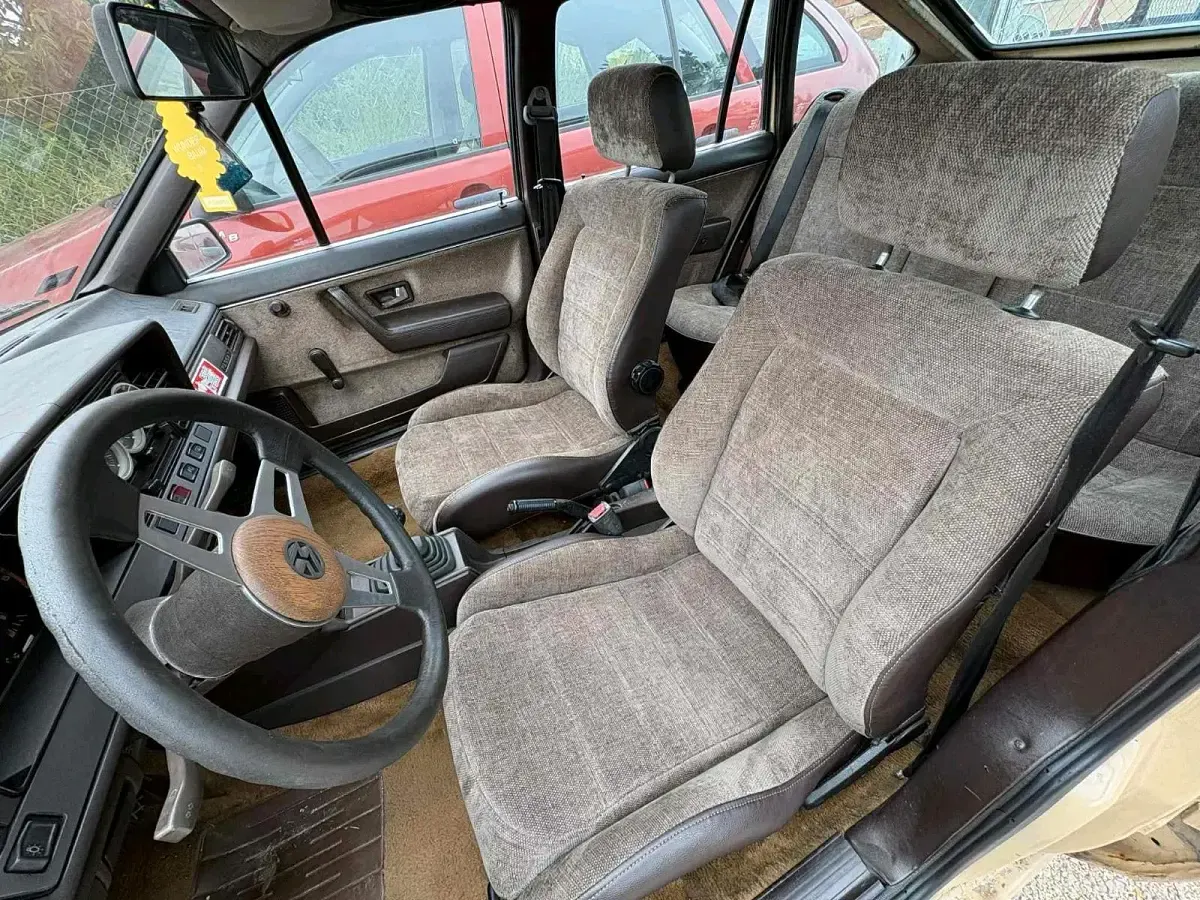 Używany VW Passat 320 KM (235 kW) 1983 Hatchback