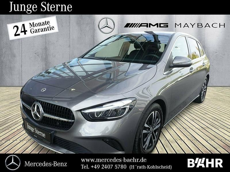 Lack mountaingrau Gebraucht 2024 Mercedes B200 Progressive Van / Kleinbus | 31.450 € (Fairer Preis) - Bild 1/4