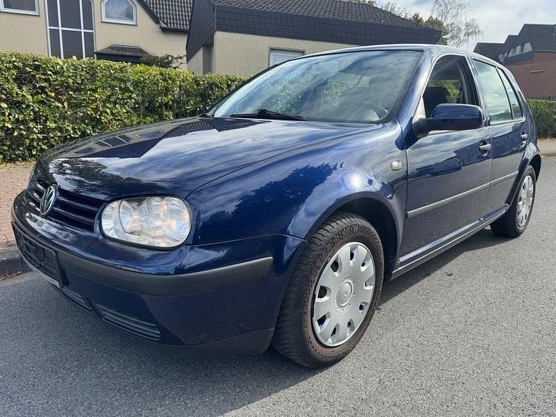 Blau Gebraucht 2000 VW Golf IV Limousine | 1.750 € (Fairer Preis) - Bild 1/4