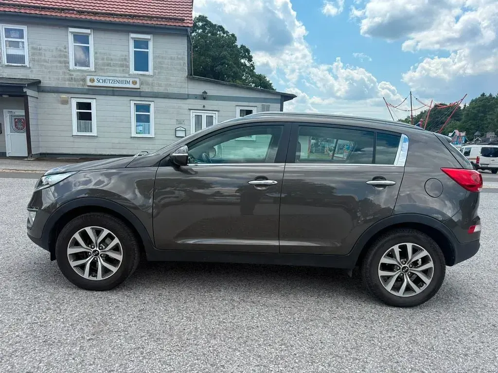 Gebraucht Kia Sportage Vision 135 PS (99 kW) 2014 Grau SUV