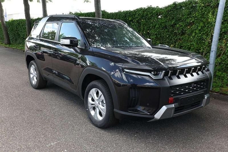Space black Neu 2025 Ssangyong Torres SUV | 21.434 € - Bild 1/4