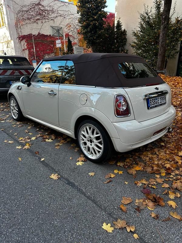Gebraucht Mini Cooper D Cabriolet Chili 112 PS (82 kW) 2011 Beige Cabrio