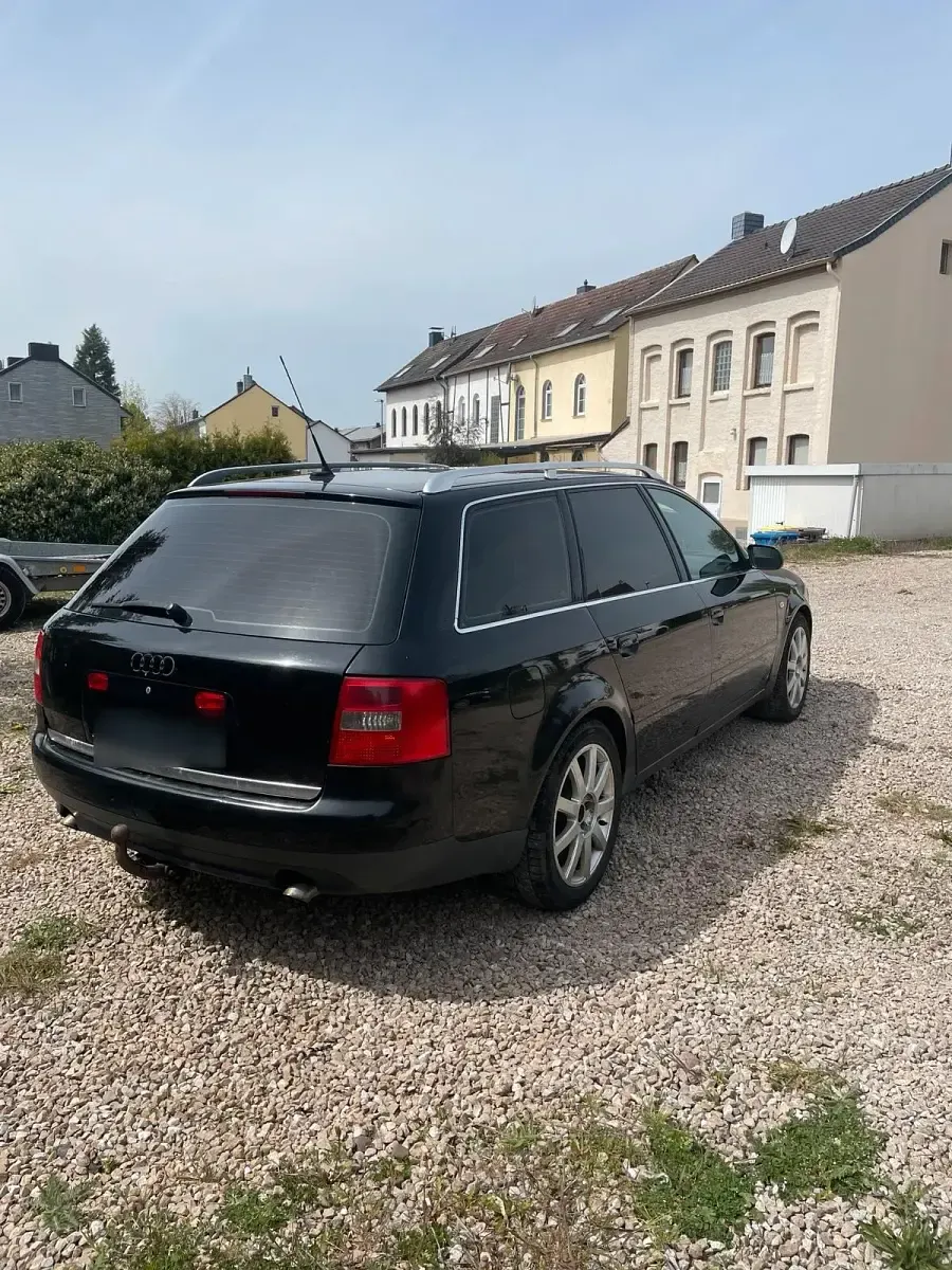 Używany Audi A6 180 KM (132 kW) 2003 Czarny Kombi