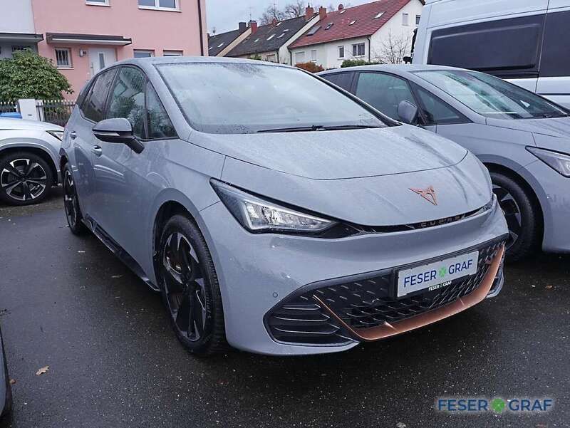 Gebraucht Cupra Born e-Boost 169 kW (231 PS) 2023 Vaporgrau Kleinwagen