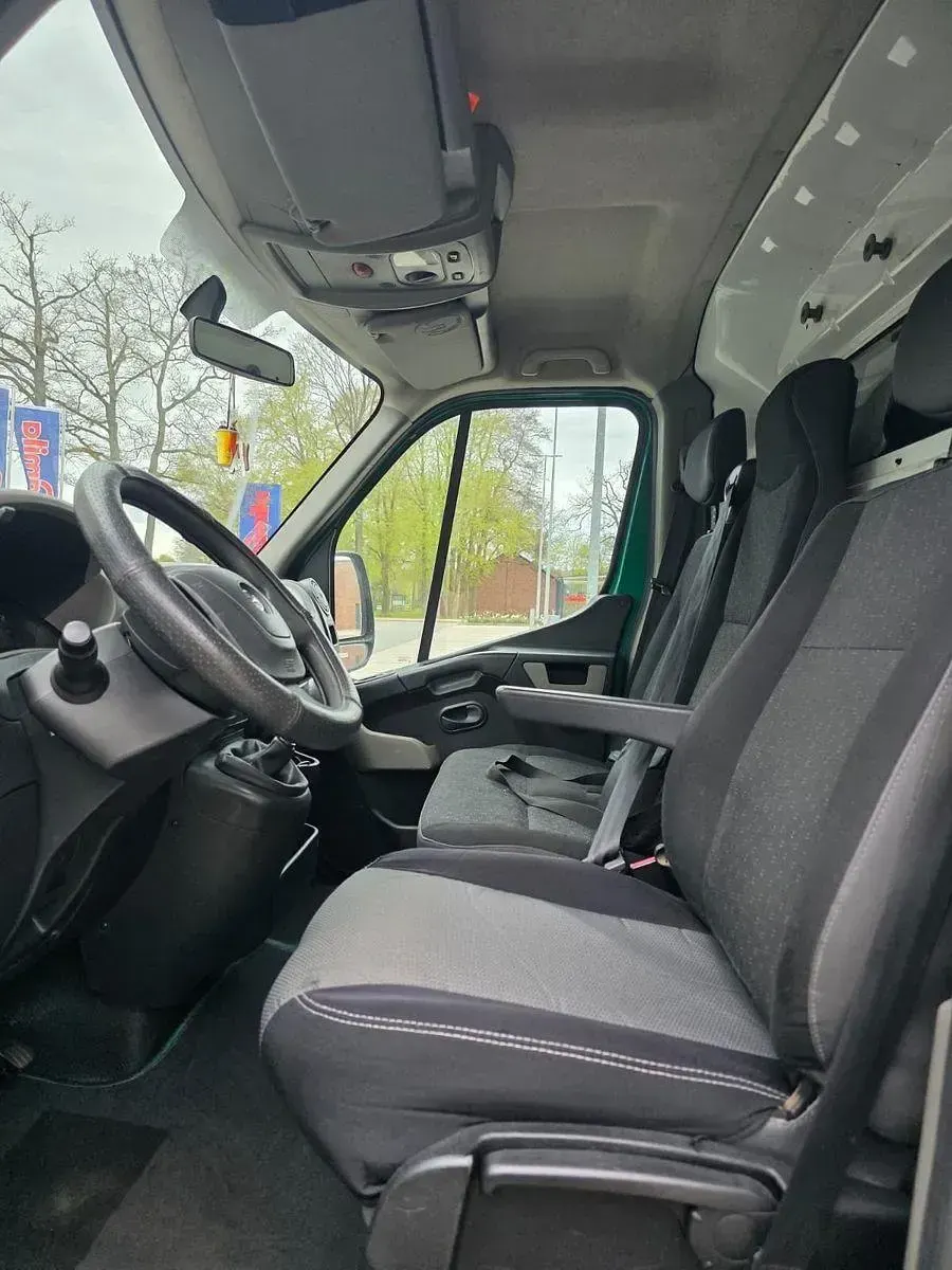 Gebraucht Opel Movano 110 PS (80 kW) 2015 Grün Van / Kleinbus