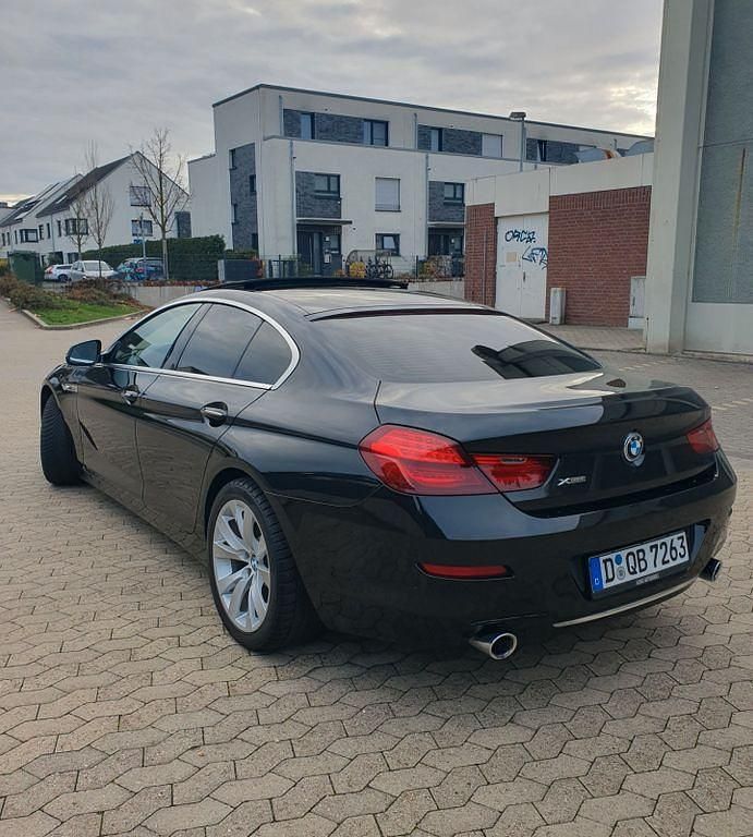 Schwarz Gebraucht 2015 BMW 640 Coupé | 20.900 € (Guter Preis) - Bild 1/4