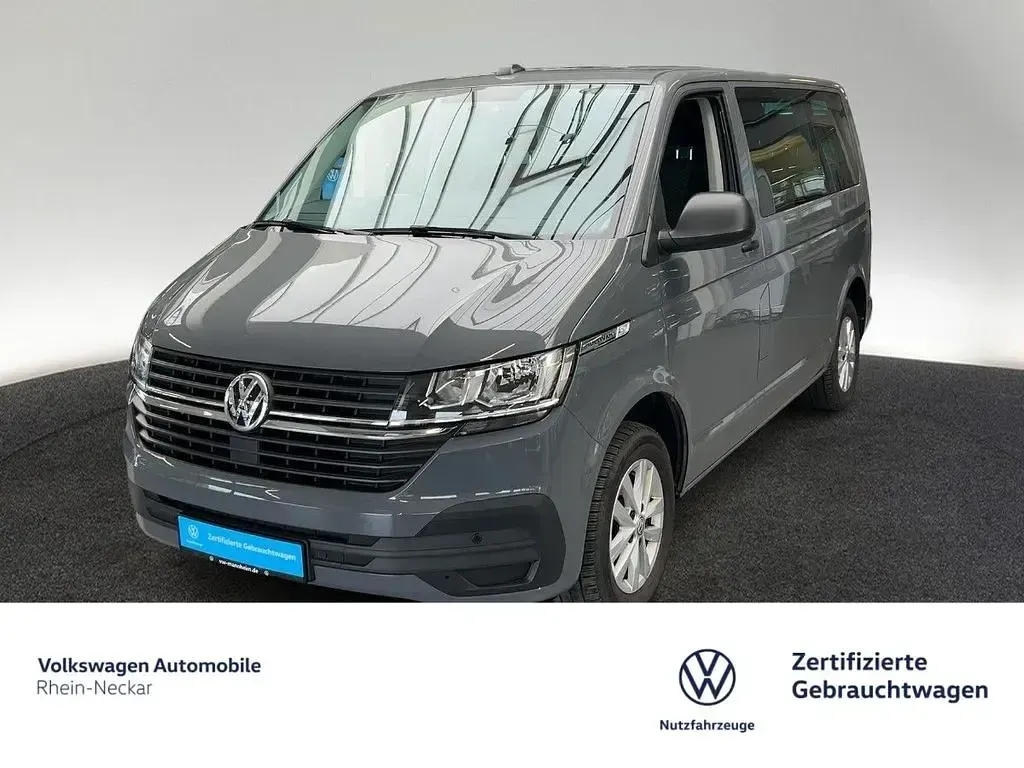 Gebraucht VW Multivan Trendline 150 PS (110 kW) 2021 Pure grey Van / Kleinbus