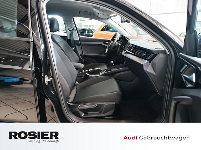 Gebraucht Audi A1 Sportback Advanced Plus 110 PS (80 kW) 2023 Schwarz / mythosschwarz (metallic) Kleinwagen