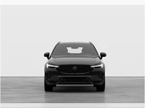 Neu Volvo XC60 Plus 455 PS (334 kW) 2025 Schwarz (onyx schwarz metallic) SUV
