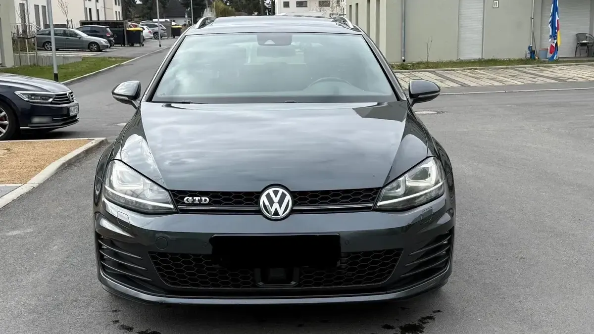 Second-hand VW Golf VII GTD 184 CP (135 kW) 2016 Gri Break